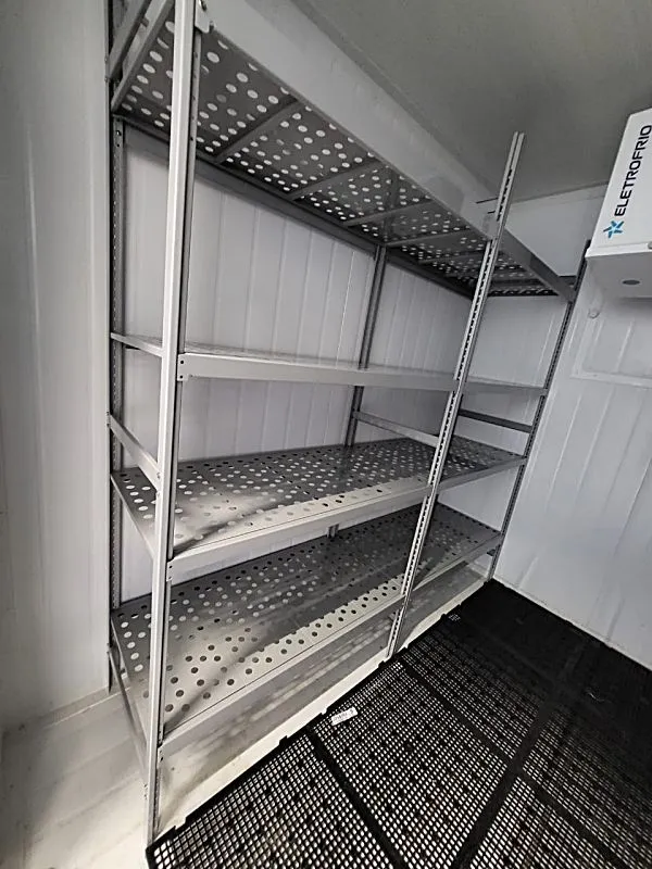 Estante de ferro para loja