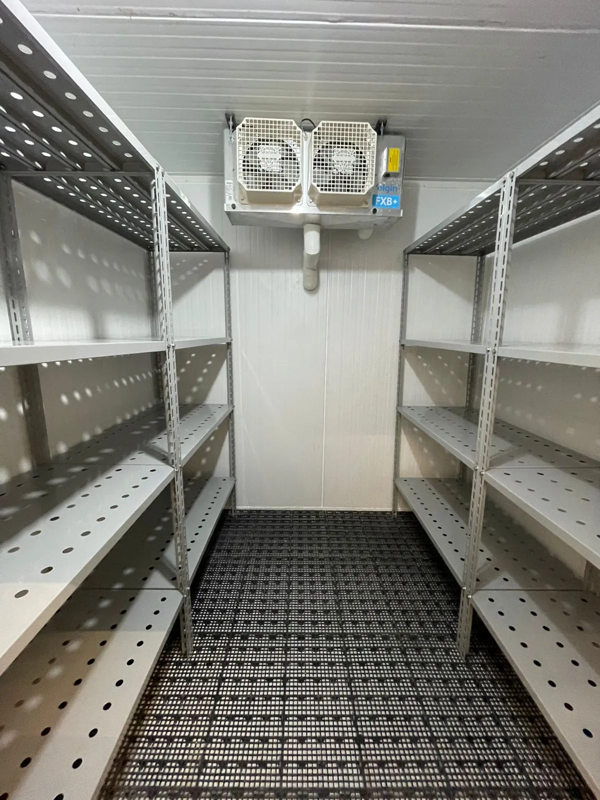Mini estante para câmaras refrigeradas